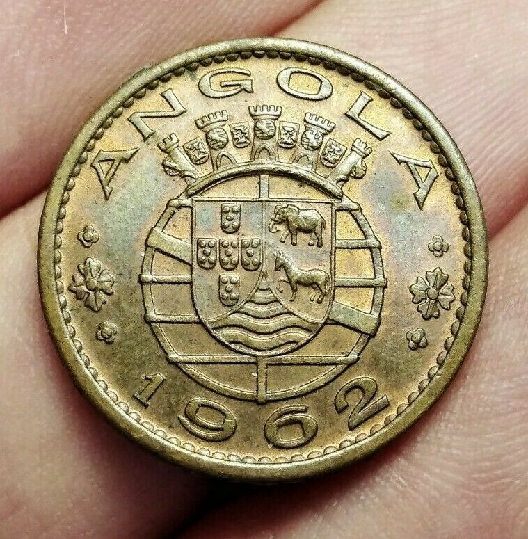 Portuguese Angola 20 Centavos 1962 Coin (unc!)